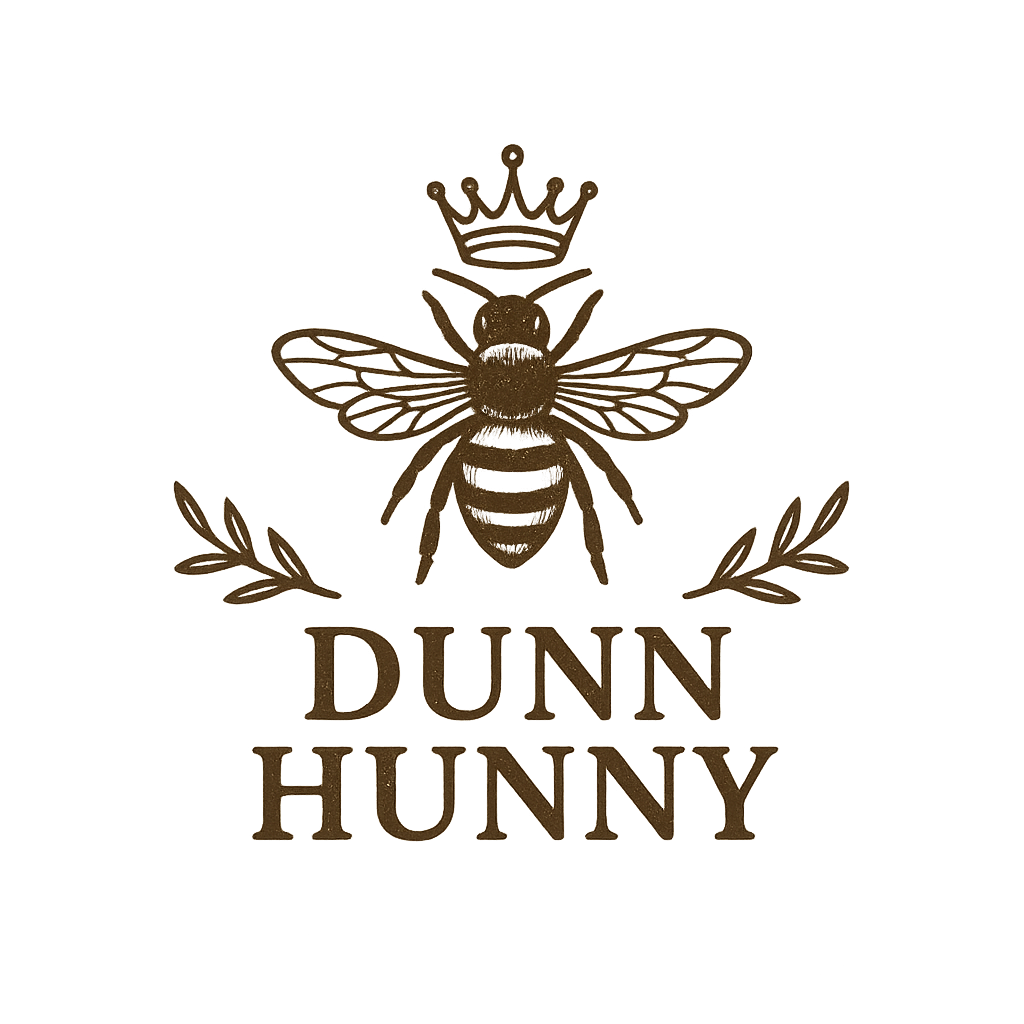 Dunn Hunny crest logo